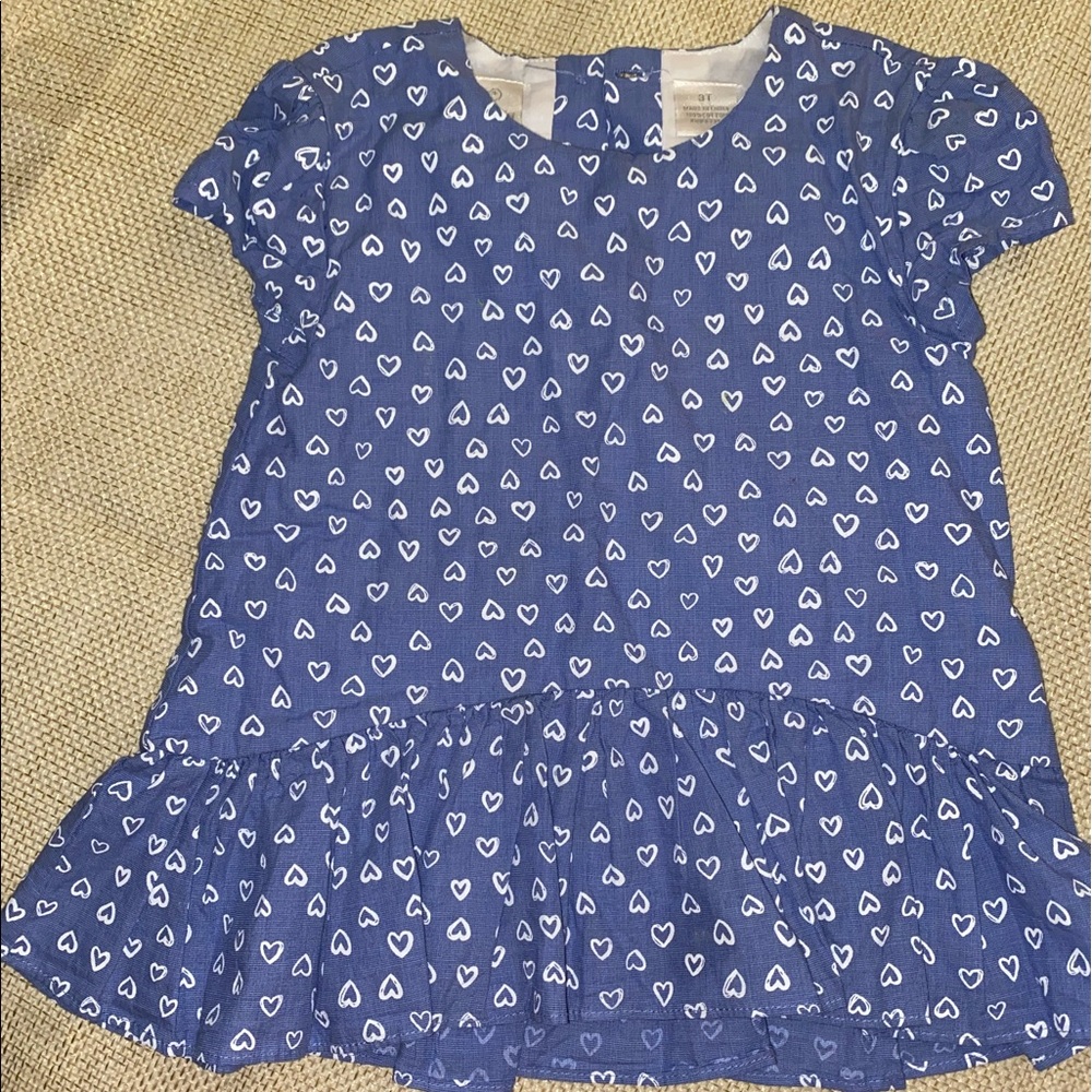 Cute top toddler - never worn